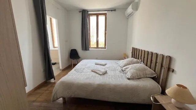 D'hotes De Marchet Bed and Breakfast